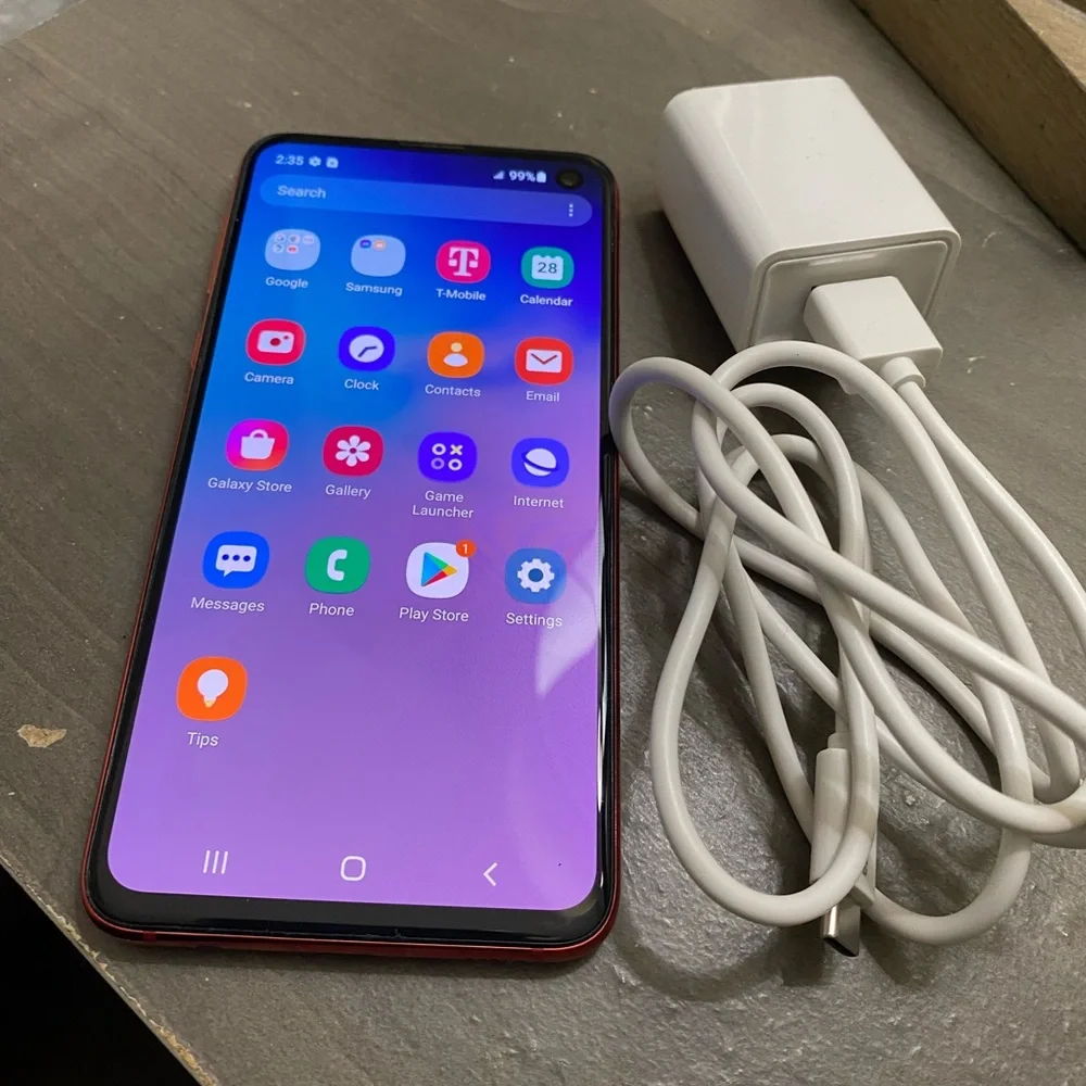 Samsung Galaxy S10e - 128GB unlocked for any company